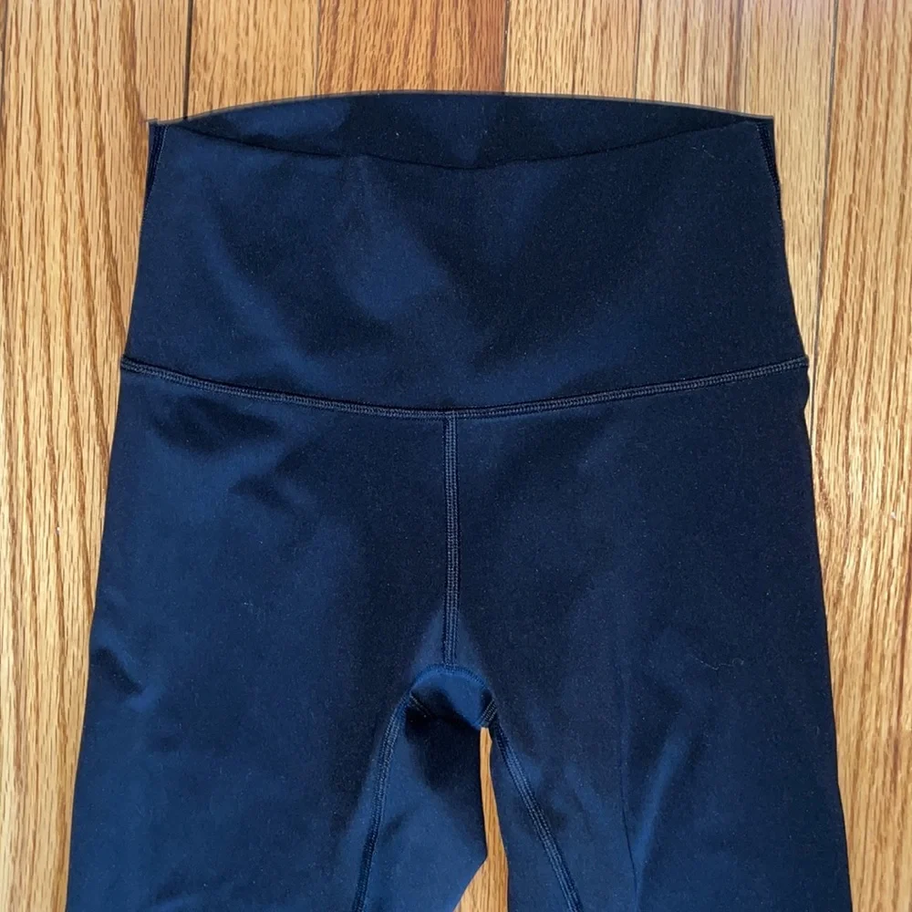 Lululemon Full-On Luxtreme Wunder Under Crop - Picture 12 of 15